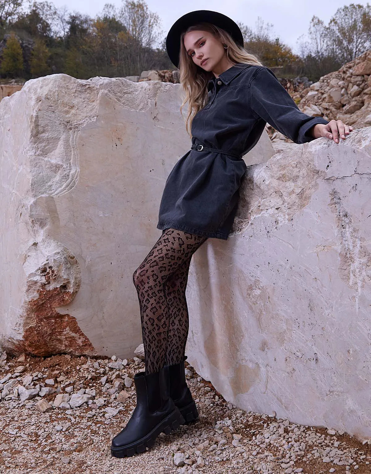 Cette: Fashion leopard fishnet sukkahousut